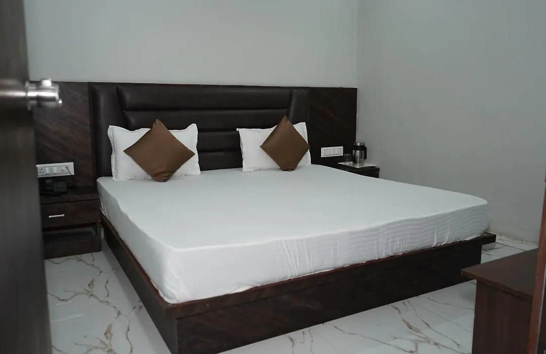 Hotel Pr Villa-1